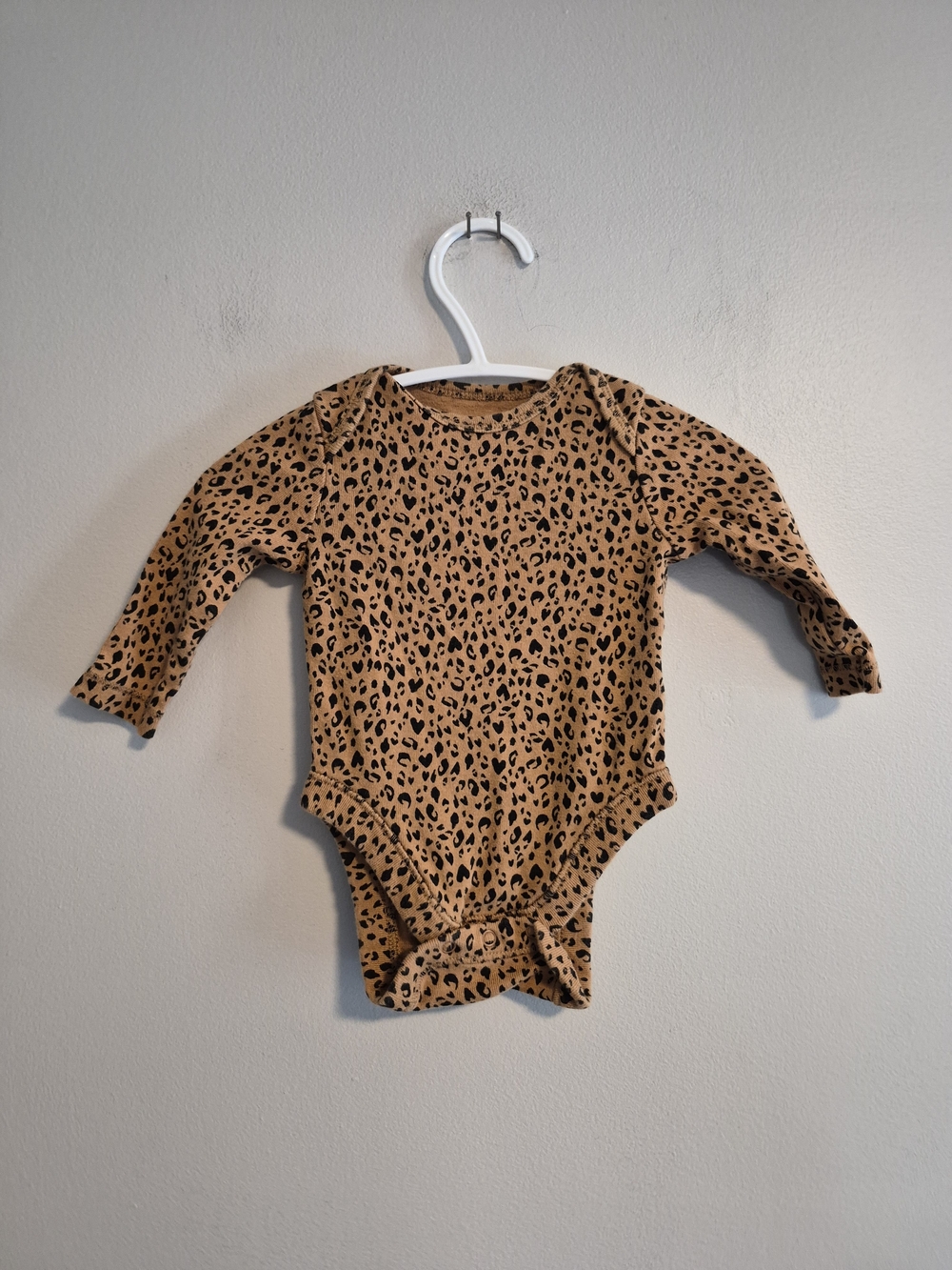 Old Navy 0/3m Tan Leopard Print Long Sleeve Onesie